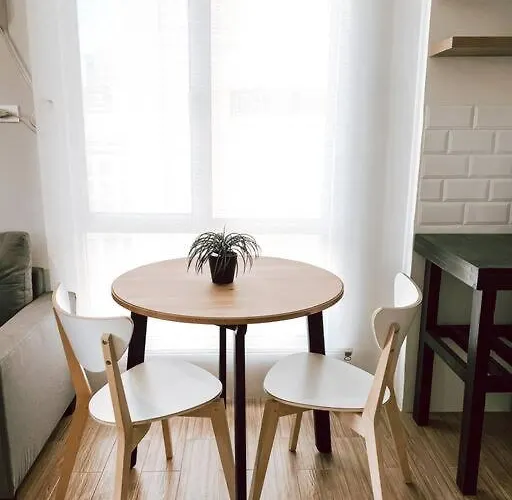 One Bedroom With Pool At Avida Tower 1 Ayala It Park Apartment