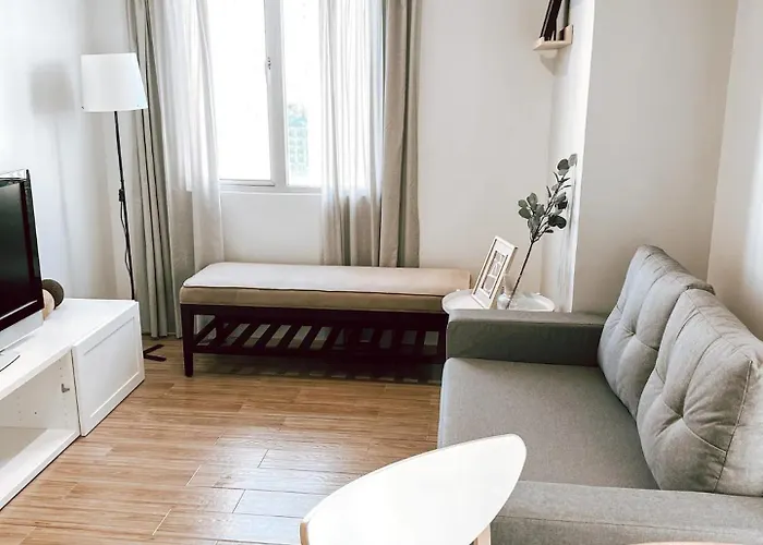 Apartment One Bedroom With Pool At Avida Tower 1 Ayala It Park Cebu